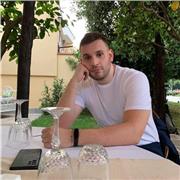 Contattatemi se state cercando un insegnate che possa farvi adottare il giusto metodo di studio in base alle vostre attitudini.
Materie:
Letteratura Italiana
Storia
Geografia
Filosofia